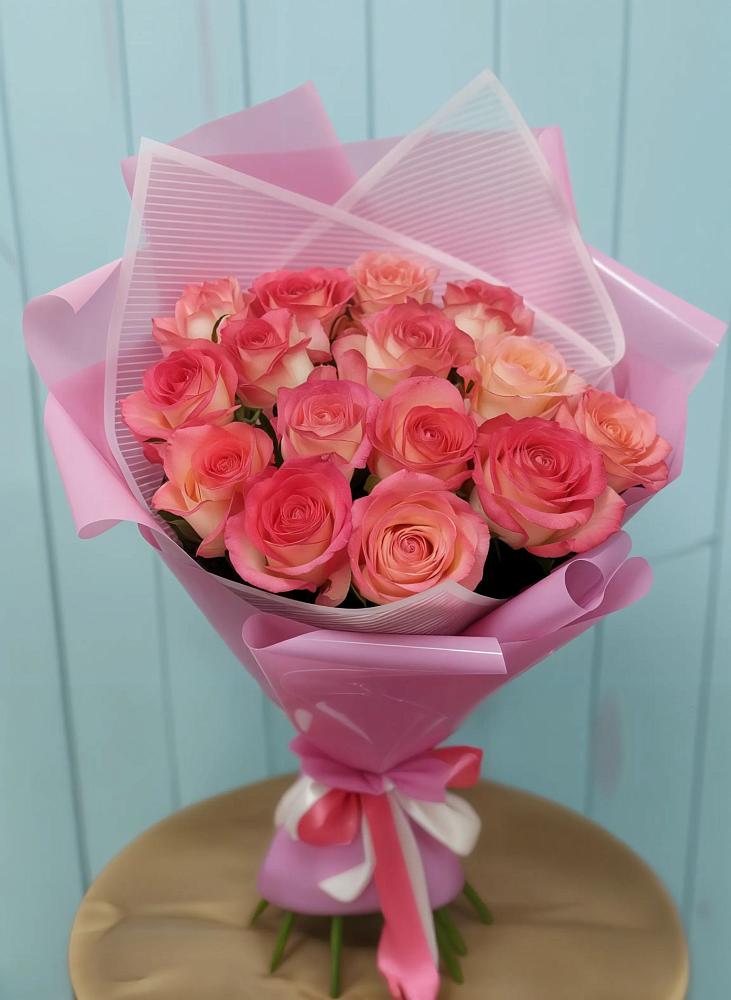 Букет 15 Розовых роз Равель в Слободище