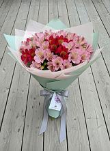 Букет цветов из:  Альстромерии в Слободище