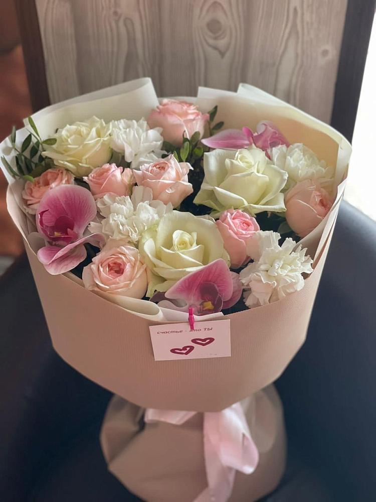 Букет цветов из: Орхидеи, Розы и Гвоздики в Слободище