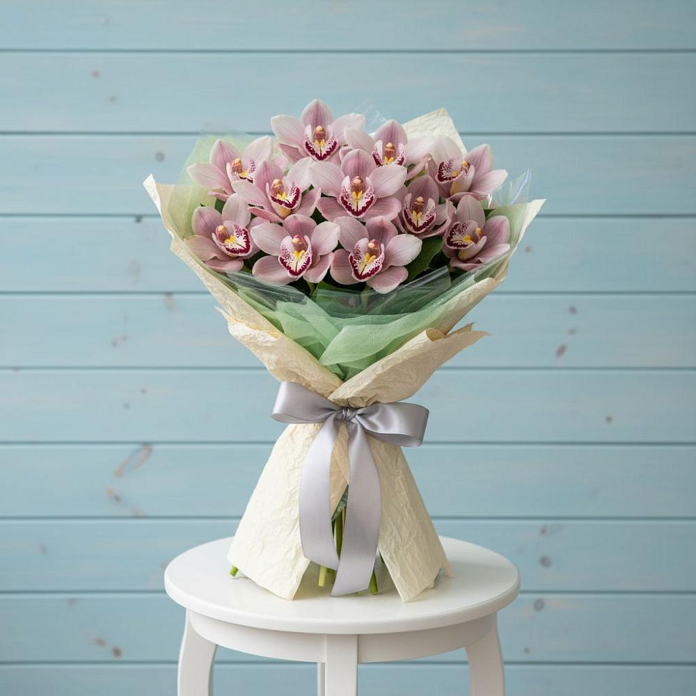 Букет цветов из: Орхидеи и Розы в Слободище