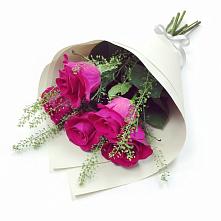 Букет цветов из:  Розы в Слободище
