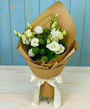 Букет цветов из:  Хризантемы и Лизиантусы в Слободище