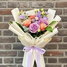 Букет цветов из:  Лизиантусы и Розы #REPLACE_PRED# Слободище