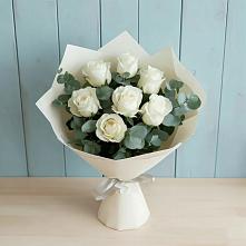 Букет Белые розы в Эвкалипте в Слободище
