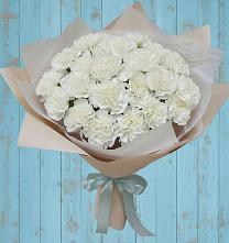 Букет цветов из:  Гвоздики в Слободище