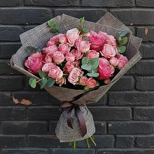 Букет цветов из:  Розы в Слободище