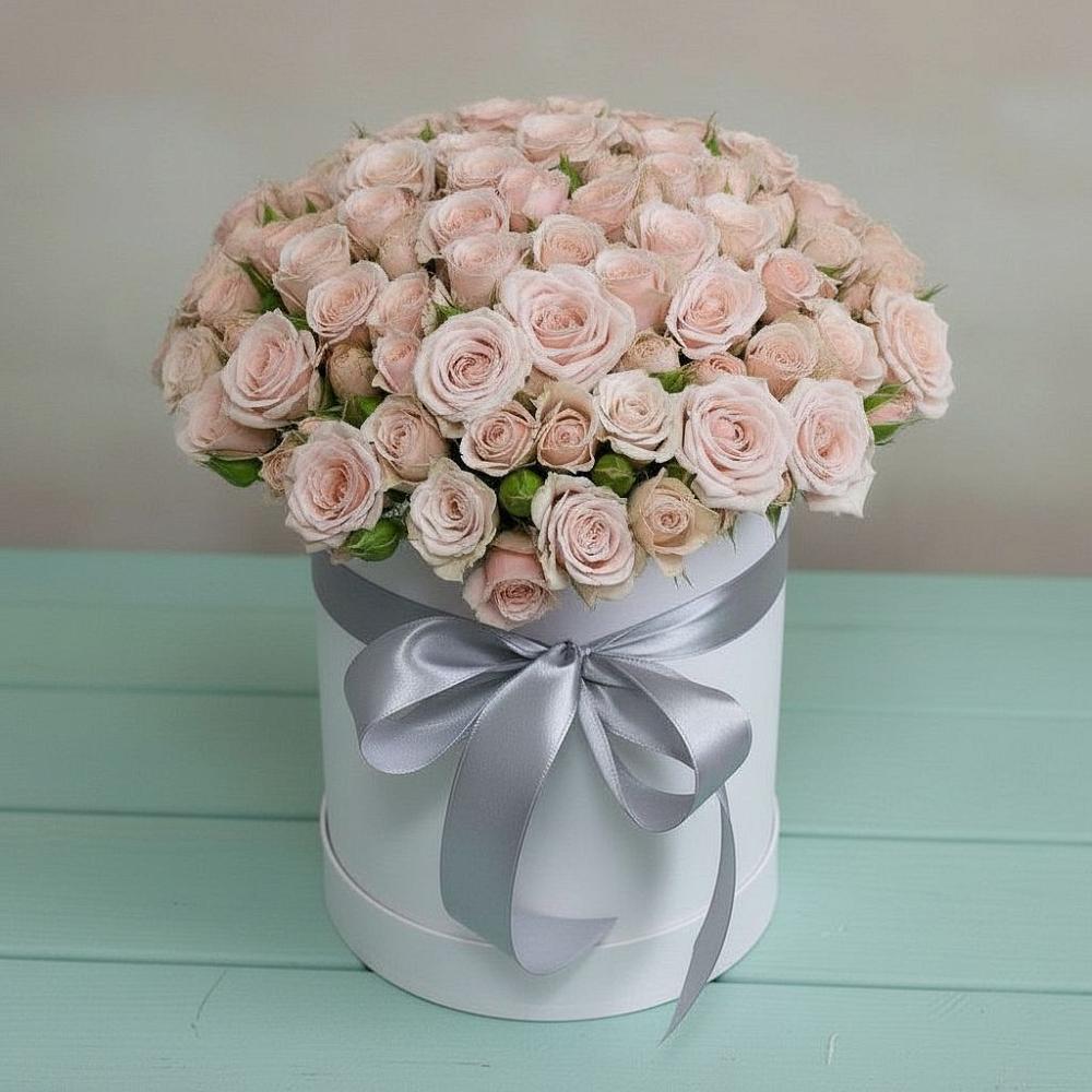 Цветочная композиция из Розы в шляпной коробке в Слободище